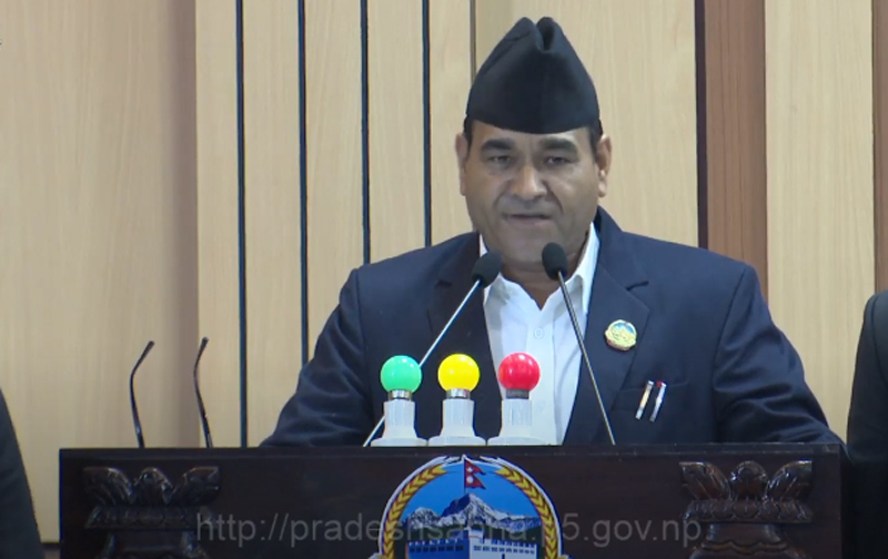प्रदेश ५ : कानुनमन्त्री केसीले मर्यादापालकलाई भने,  विराेध गर्ने सांसदलाई घिसारेर बाहिर निकालिहाल्नुस्