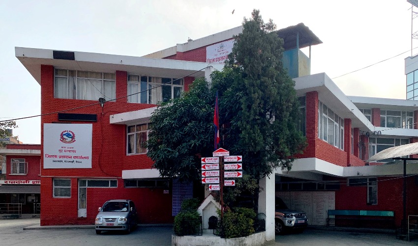 जिल्ला प्रशासन काठमाडौंमा अत्यावश्यकबाहेक सेवा बन्द