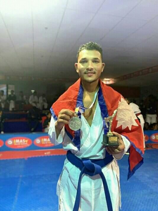 अनलाइन विश्व कराते च्याम्पियनसिपमा सुवासलाई रजत