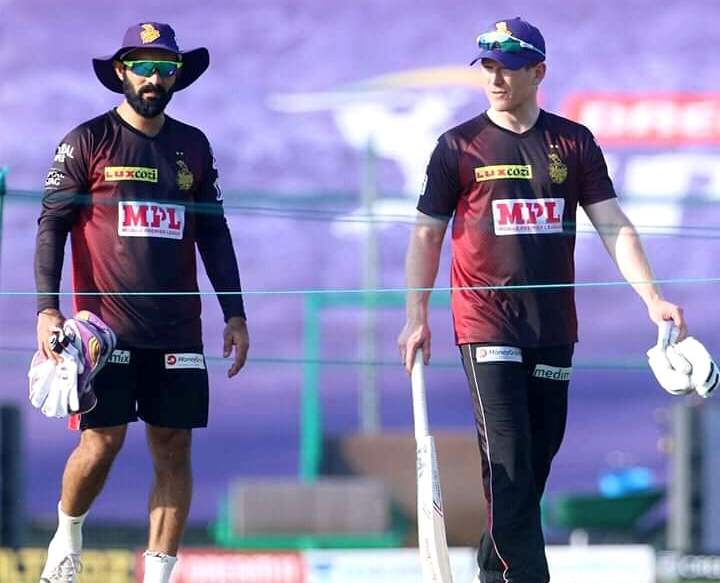 कोलकाताका कप्तान दिनेश कार्तिकद्वारा राजीनामा