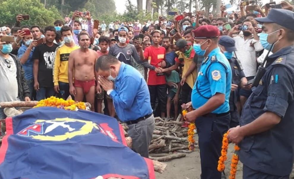 असई विकको अन्त्येष्टि