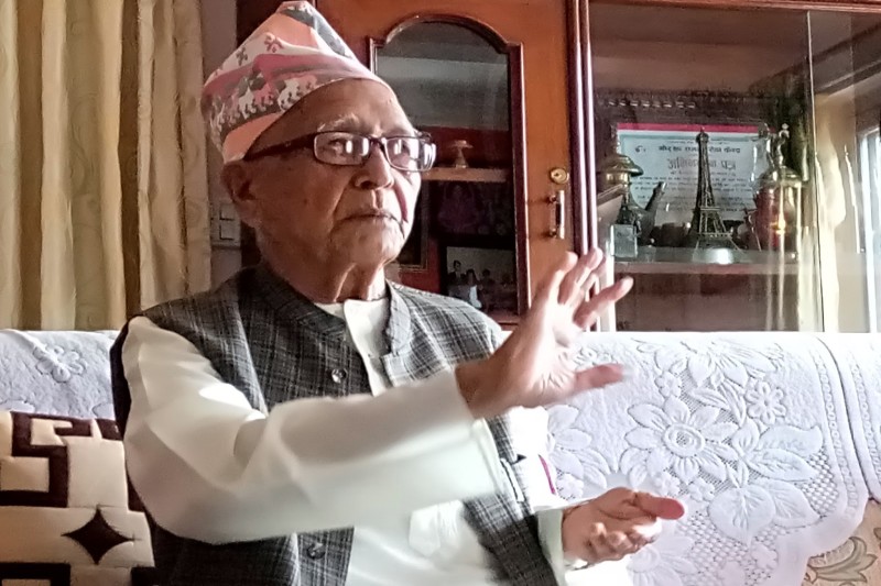 पूर्व प्रमुखसचिव खनालको निधन