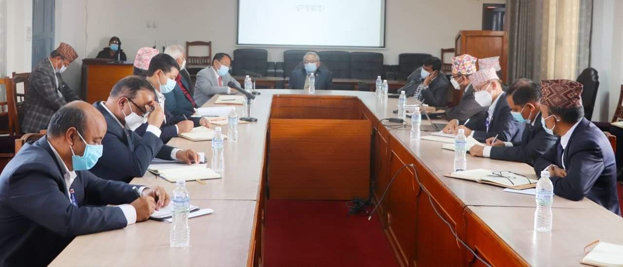 बिना दर्ता सञ्चालित क्रसर उद्योग तत्काल बन्द गर्न सीडीओहरुलाई निर्देशन