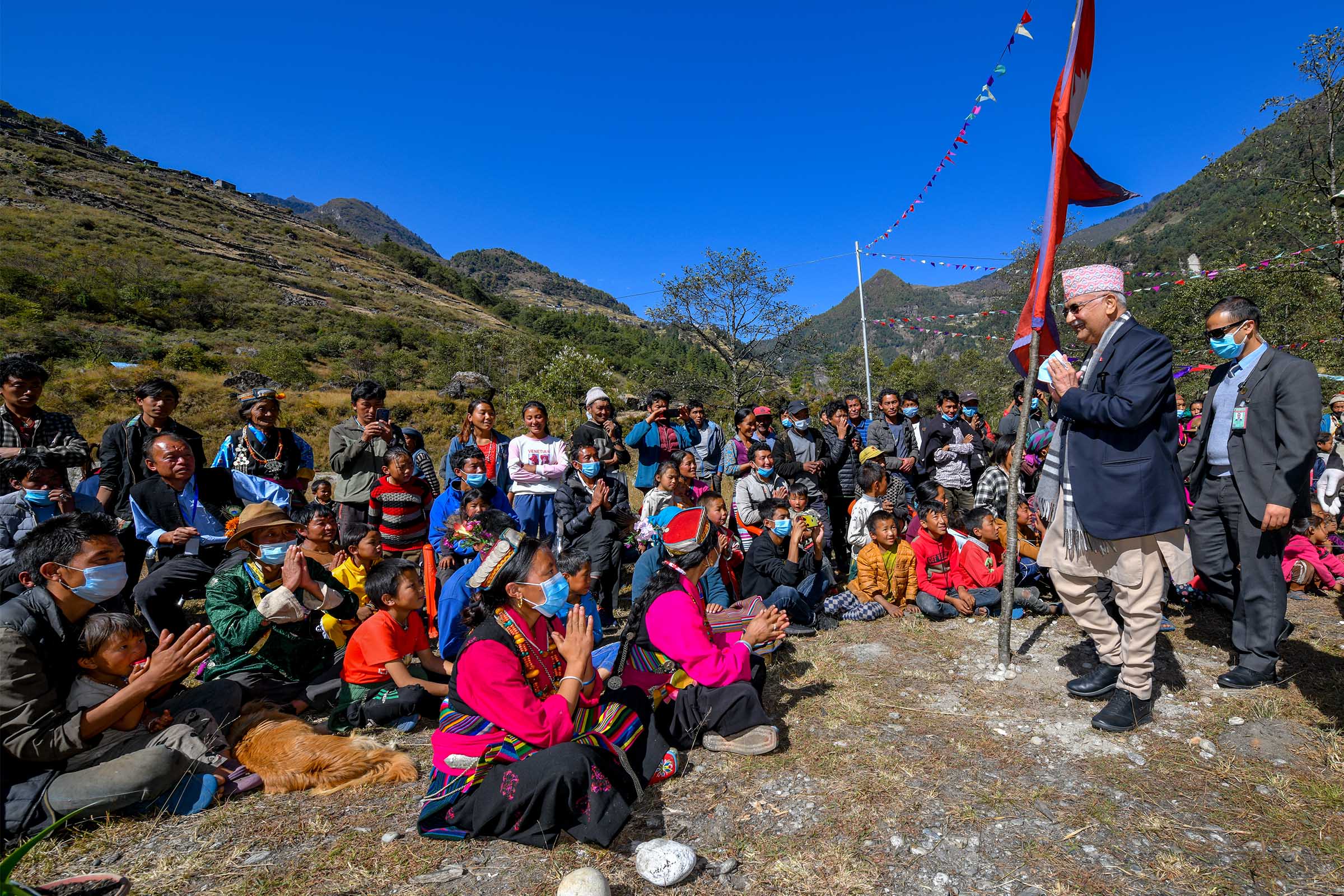 प्रधानमन्त्री संखुवासभा पुग्दा जे देखियो (फोटोफिचर)