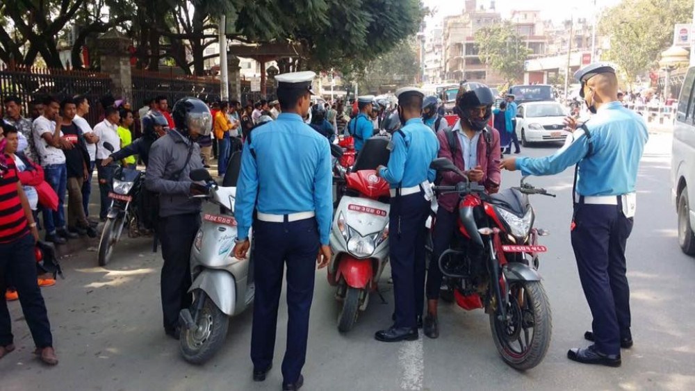 उपत्यकामा कारबाहीमा परे ३ हजार बढी सवारी चालक