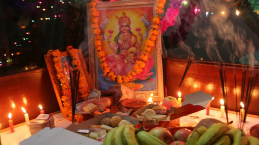 लक्ष्मीपूजा आज, भोलि गर्नु शास्त्रीय मान्यताविपरीत