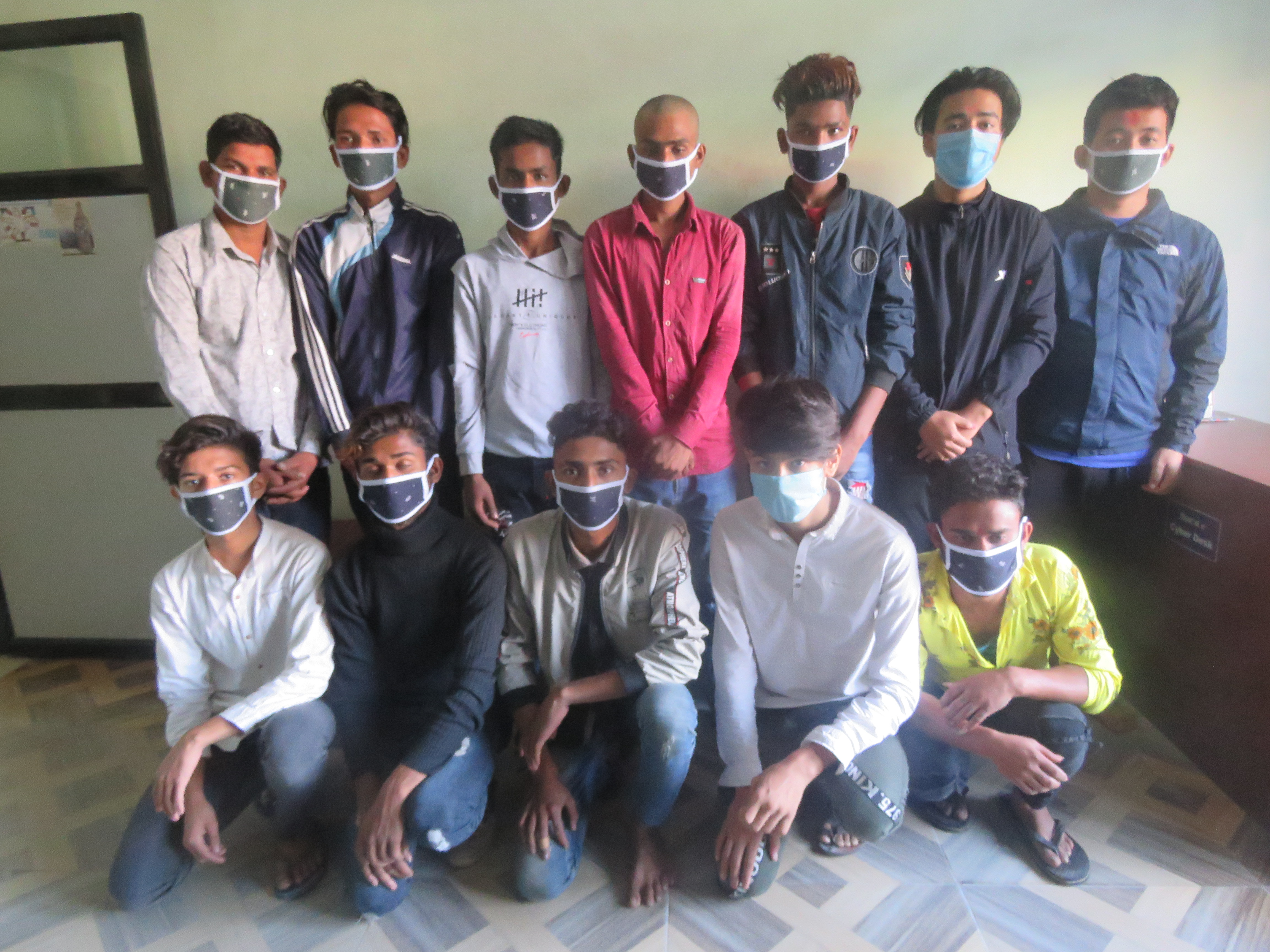 पटका पड्काउने ४१ जना प्रहरी नियन्त्रणमा