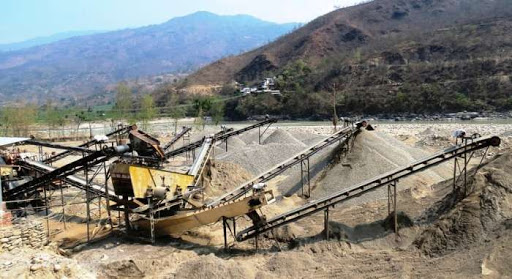 कास्कीमा सञ्चालित  क्रसर उद्योग मापदण्डविपरीत, बन्द गर्ने प्रशासनको तयारी