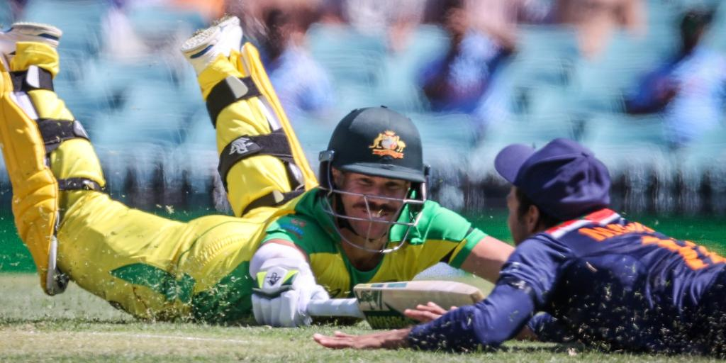 भारतलाई ३७५ रनको लक्ष्य, कप्तान फिन्चको पाँच हजार रन पूरा