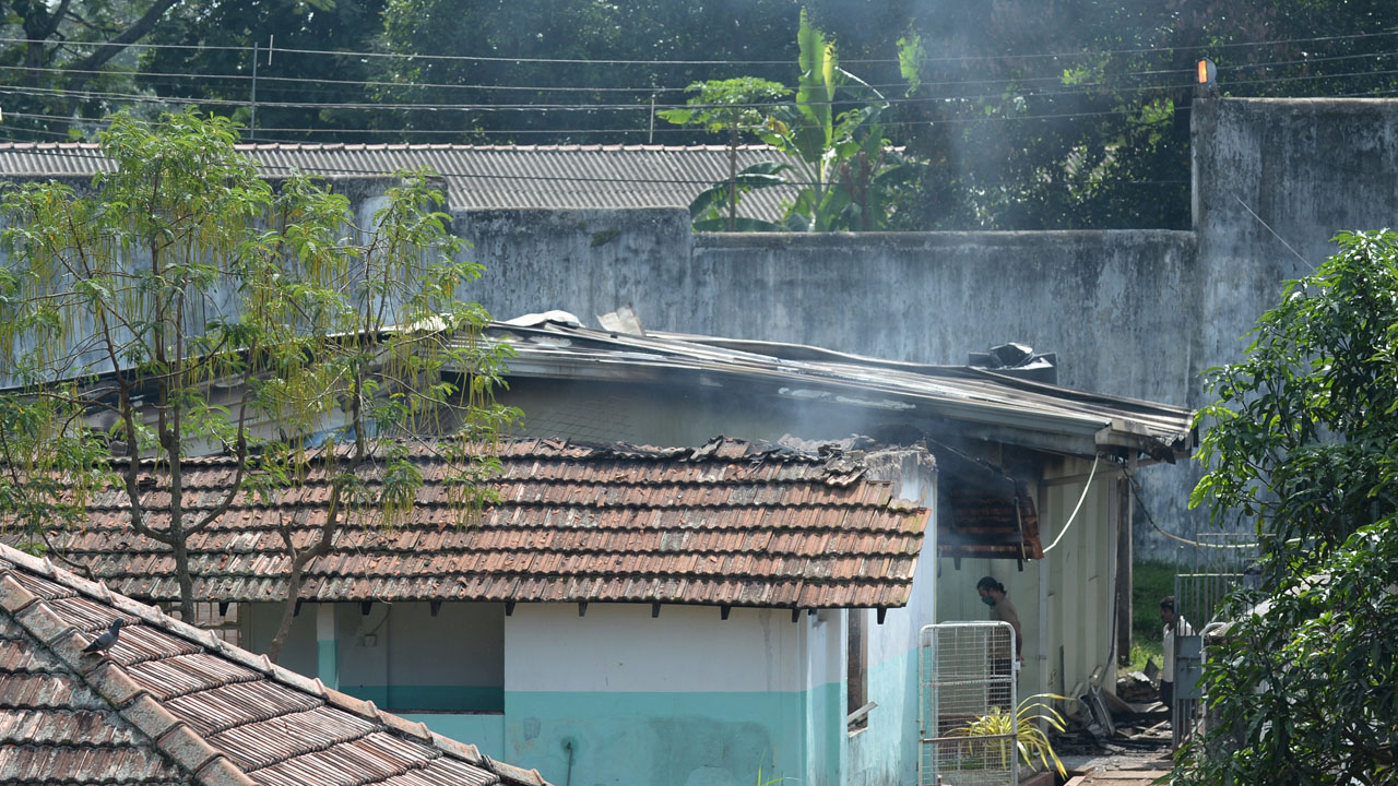श्रीलंकामा कैदीको विरोध प्रदर्शन, प्रहरीले गोली चलाउँदा ८ को मृत्यु