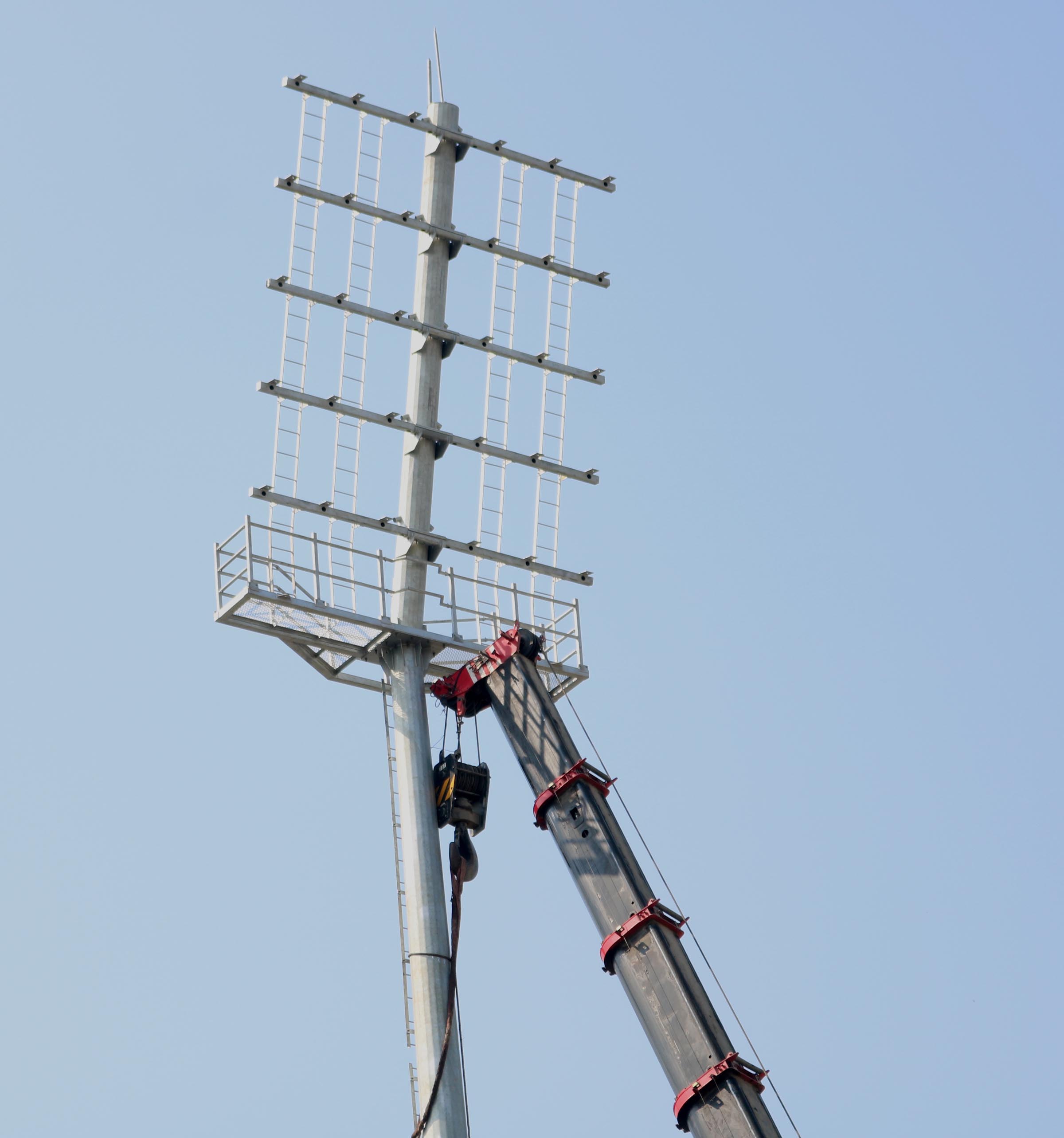 सहिद रंगशालामा फ्लड लाइट जडान सुरु