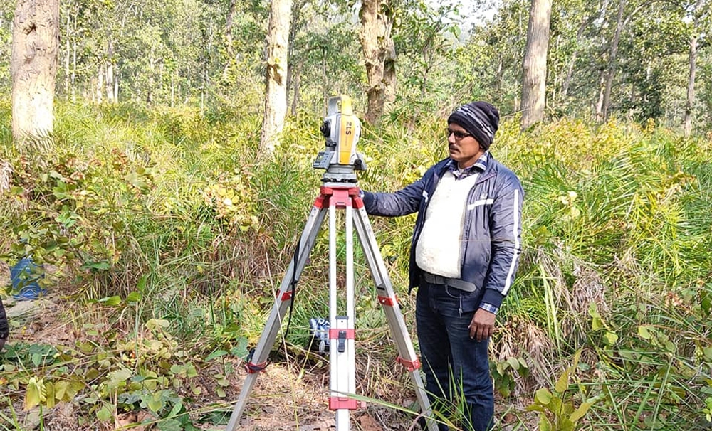 कोहलपुर-सुर्खेत १३२ केभीए विद्युत प्रसारण : योजना बनाएको ३२ वर्षपछि सर्भे