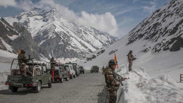 चीन र पाकिस्तानसँग युद्ध लड्न हतियार भण्डारण क्षमता बढाउँदै भारतीय सेना