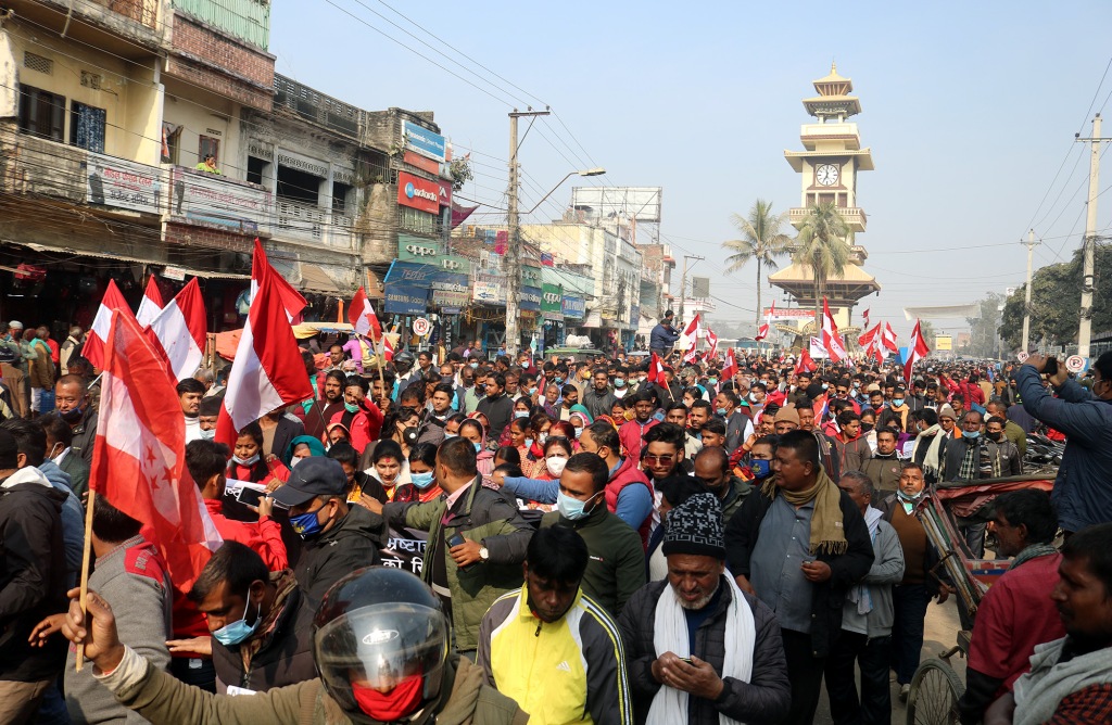 ‘सरकार भ्रष्टाचारमा डुब्यो’