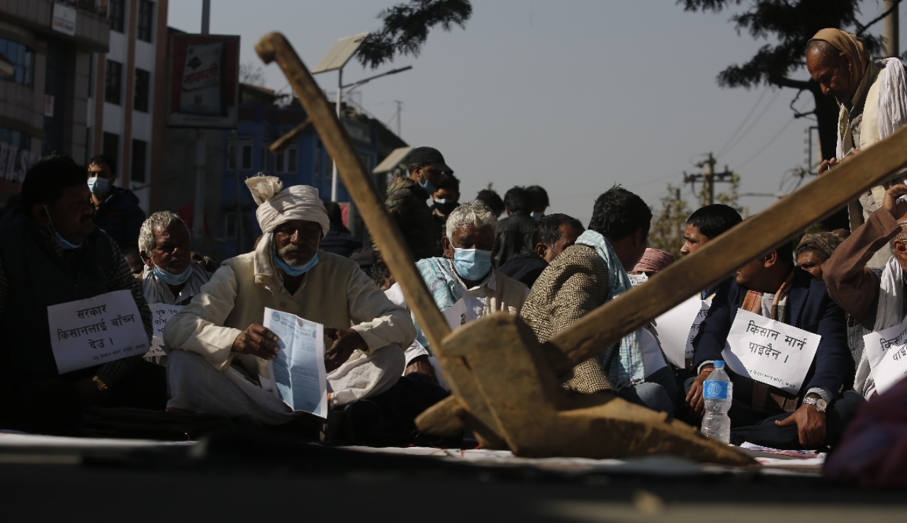 ‘सरकार ! किसानलाई बाँच्न देऊ’