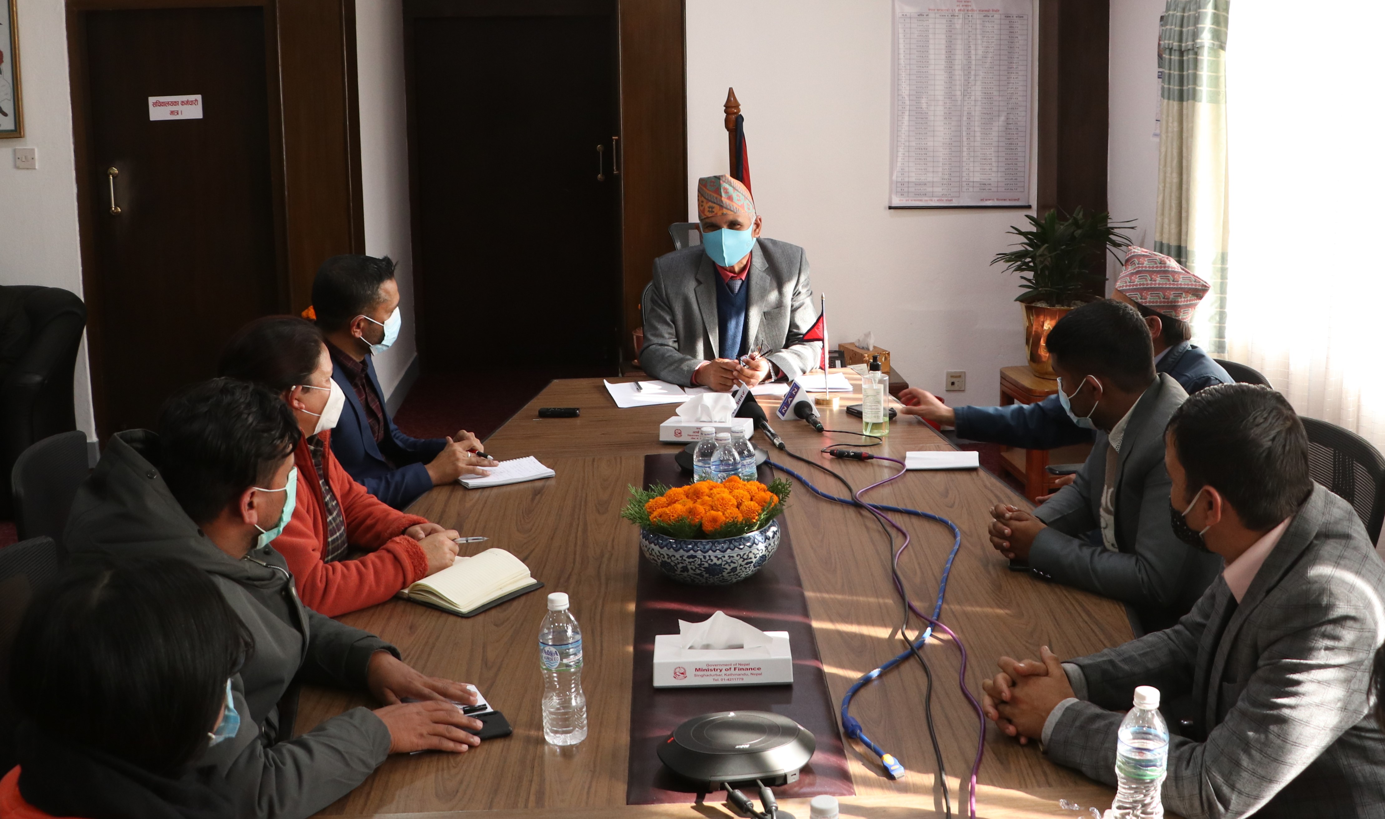 अर्थमन्त्रीले भने- काेभिड-१९ विरुद्धकाे भ्याक्सिन जनतालाई निःशुल्क उपलब्ध हुन्छ