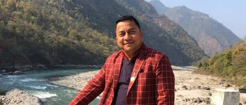 ठेक्कामा जग्गा जोत्ने सांसद