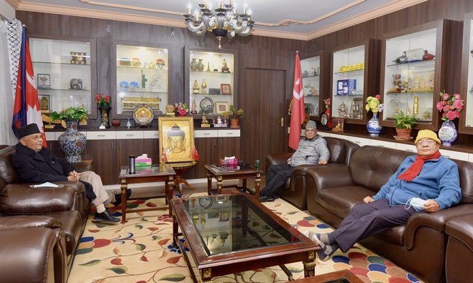 दुई अध्यक्षबीच छलफल चलिरहँदा खुमलटार पुगे नेकपाका उपाध्यक्ष गौतम  