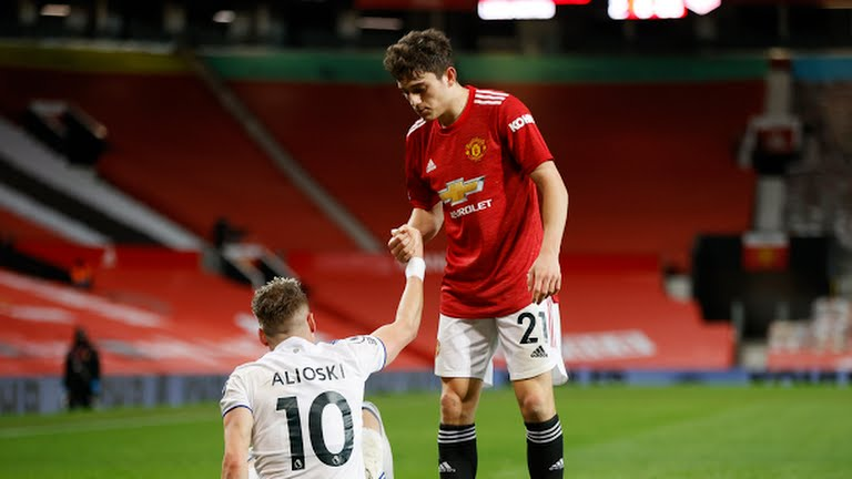 युनाइटेडको फराकिलो जित, टोटेनहमको लगातार दोस्रो हार