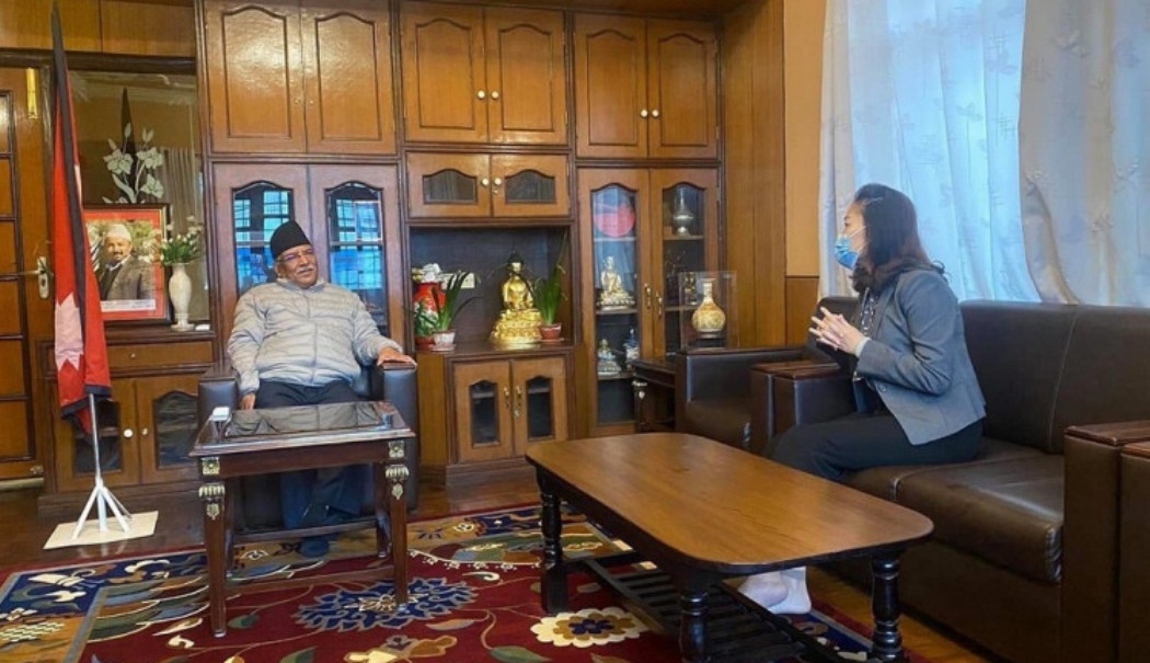 नेकपा विभाजनपछि चिनियाँ राजदूतले भेटिन् दाहाललाई