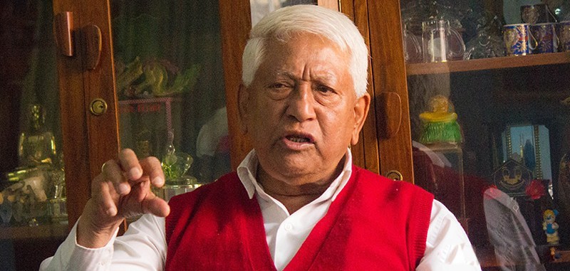 कांग्रेसले नेकपाका दुवै पक्षसँग समदूरी र समान व्यवहार गर्नुपर्छ : केसी