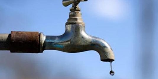 सुक्खा पहाड खनेर पानी निकालिएपछि  फर्किए बसाइँ सर्ने गाउँले