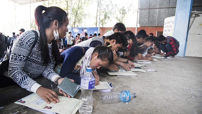 कोरियाली भाषा परीक्षाको टुंगो लागेन, तयारीमा जुटेका युवा अलमलमा