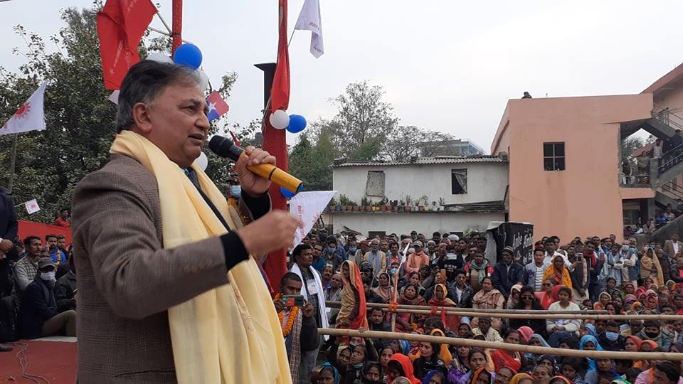 दाहाल प्रधानमन्त्री र  नेपाल अध्यक्ष पदका लोभी : पोखरेल 