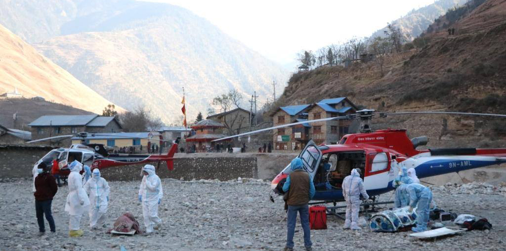 डोल्पा र हुम्लाका संक्रमित हेलिकोप्टर चार्टर गर्न बाध्य