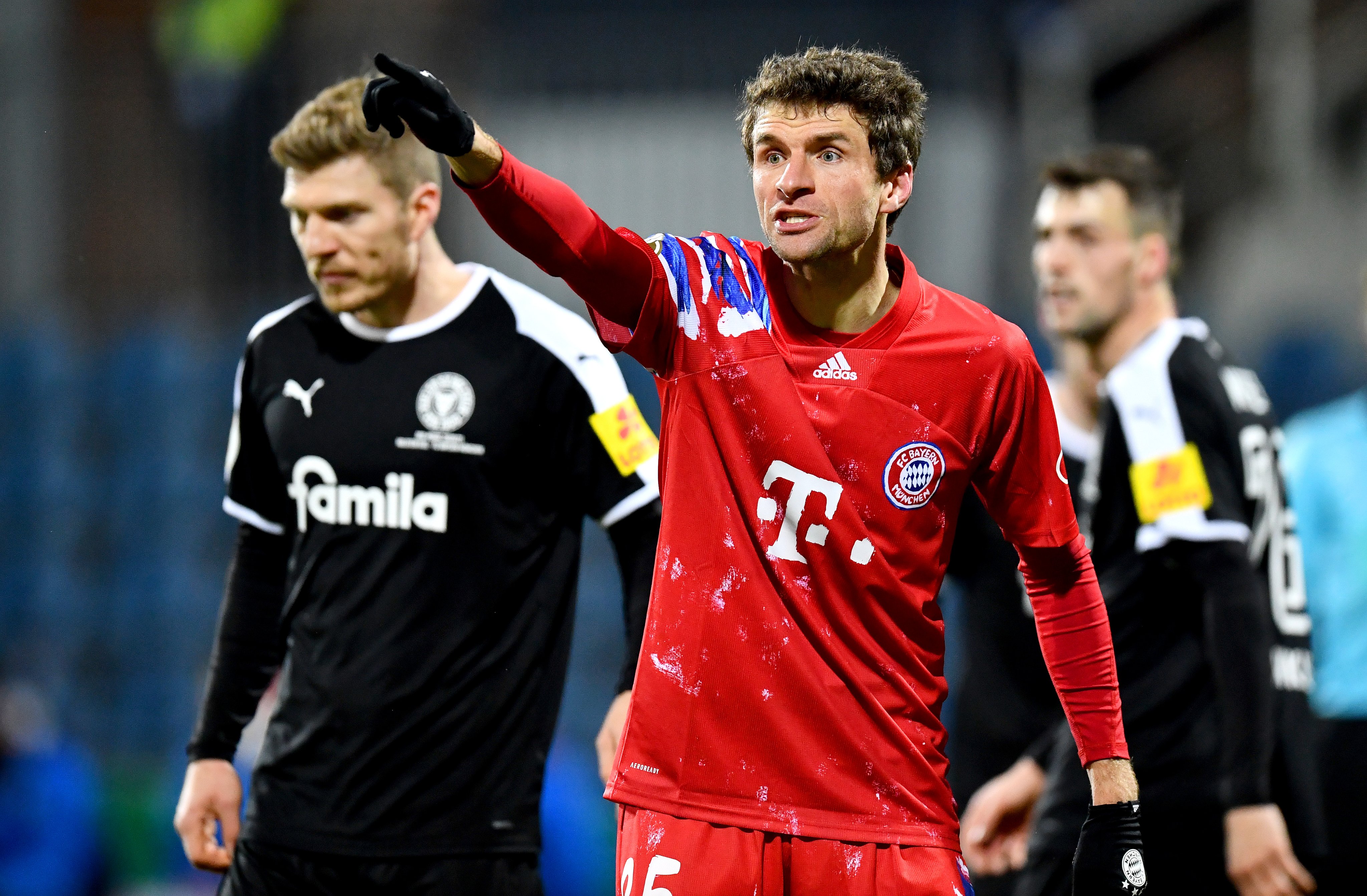 दोस्रो डिभिजन क्लबसँग पराजित हुँदै बायर्न जर्मन कपबाट बाहिरियो