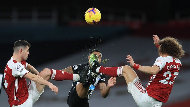 अबुमयाङ चम्किँदा आर्सनलको सहज जित