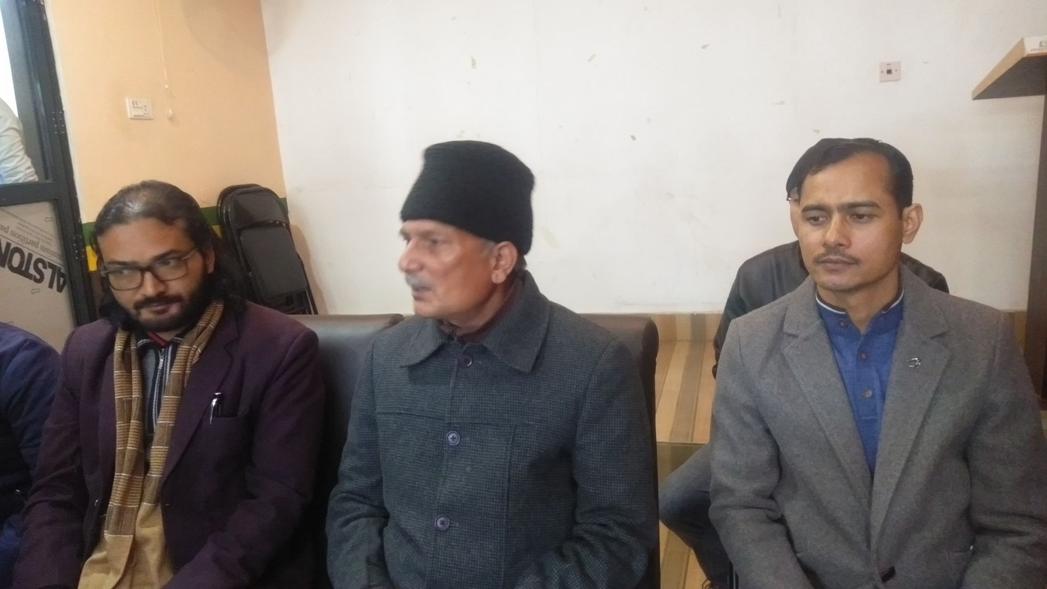 राज्यका अंग कब्जापछि संसद् विघटन : डा. भट्टराई