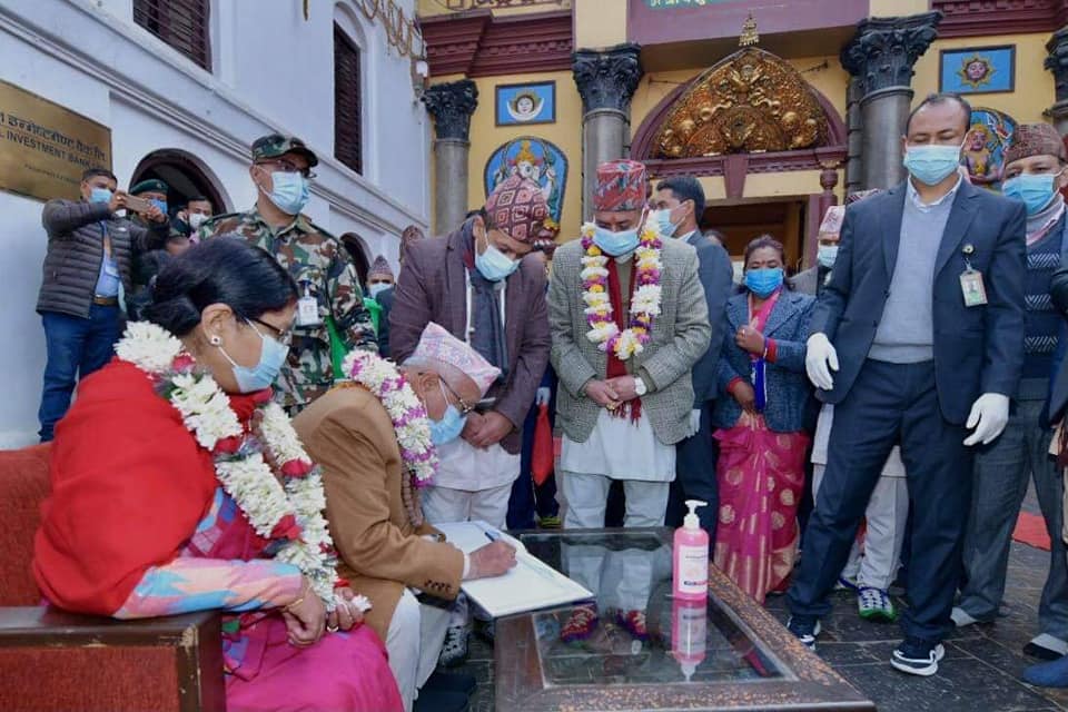 प्रधानमन्त्री ओलीद्वारा पशुपतिनाथमा विशेष पूजा