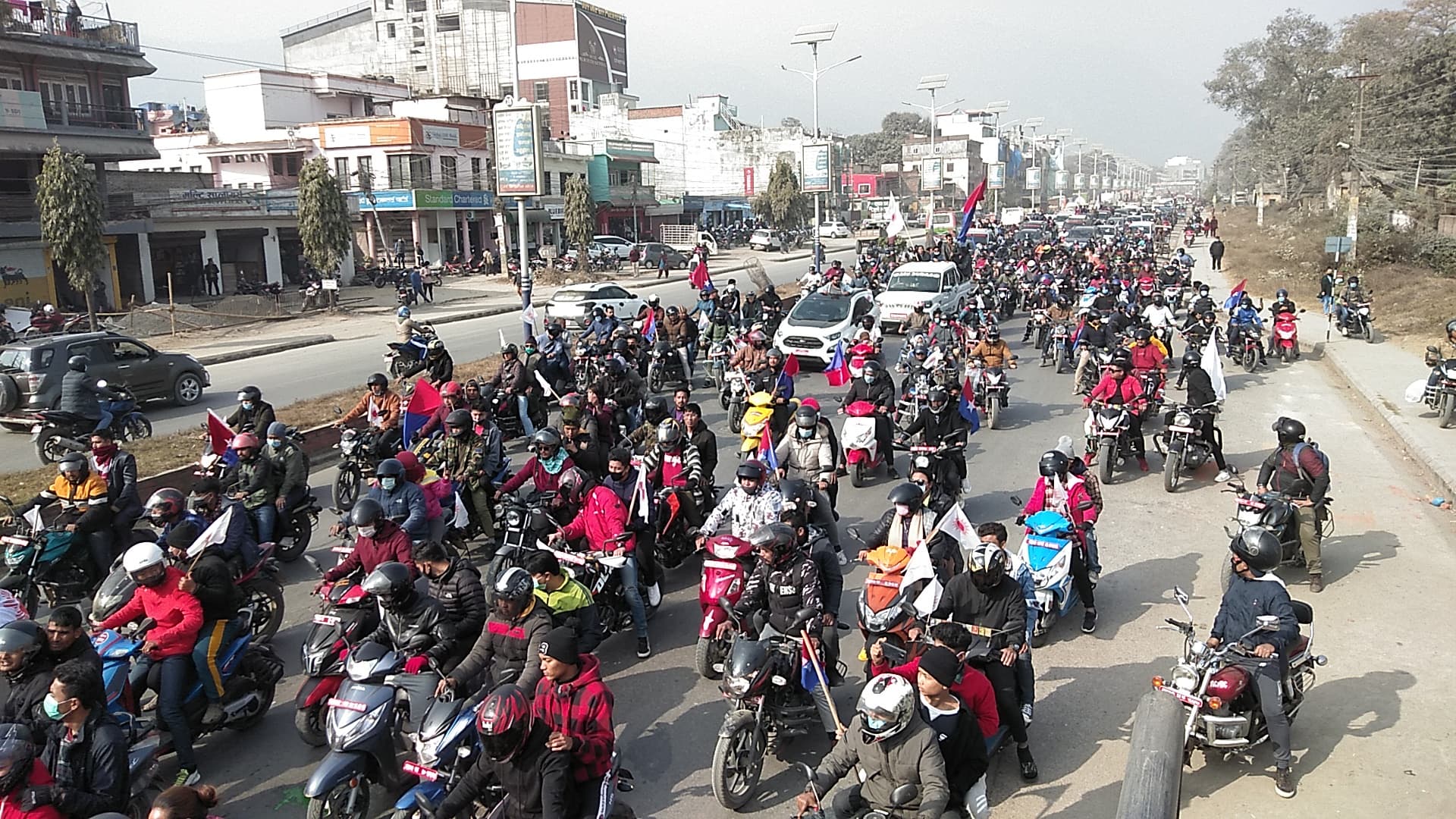 प्रधानमन्त्री ओलीको समर्थनमा बुटवलमा प्रदर्शन