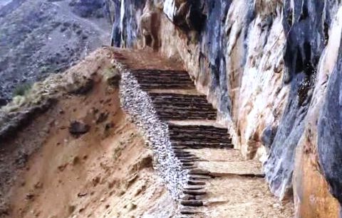 धवलागिरि आधार शिविर जोड्ने नयाँ पदमार्गमा पूर्वाधार बनाइँदै