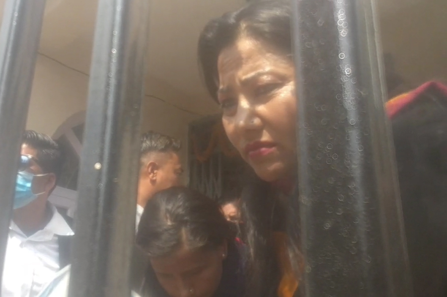 सामाजिक सञ्जालमा झाँक्री पक्राउको तीव्र विरोध