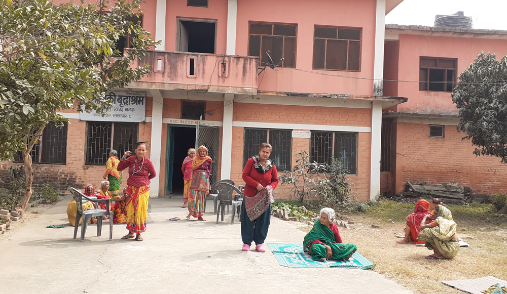 बेसहारालाई आश्रय दिने जानकी वृद्धाश्रम आफैँ सहाराको खोजीमा