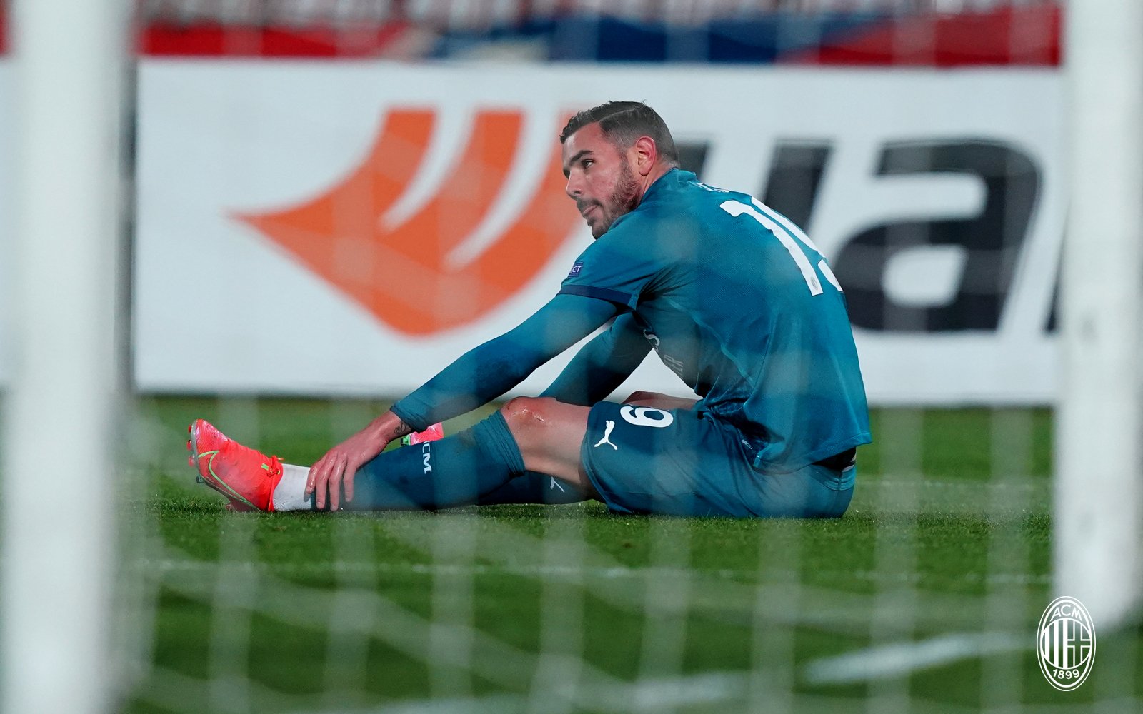 युरोपा लिग : नापोली पराजित, बराबरीमा रोकियो मिलान