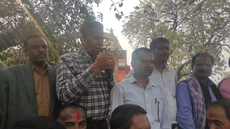 राजनीतिमा ओलीको काम छैन, सन्न्यास लिनुपर्छ : झा