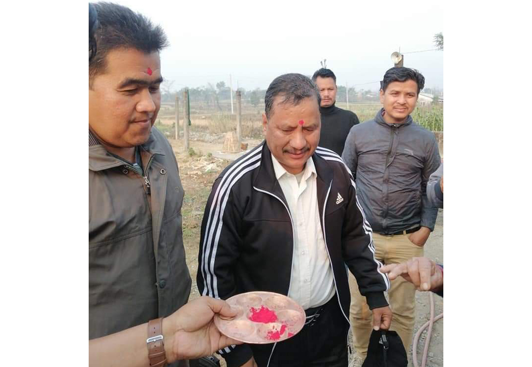 नवलपरासीबाट गाडीमा काठमाडाैं आउँदै विप्लव