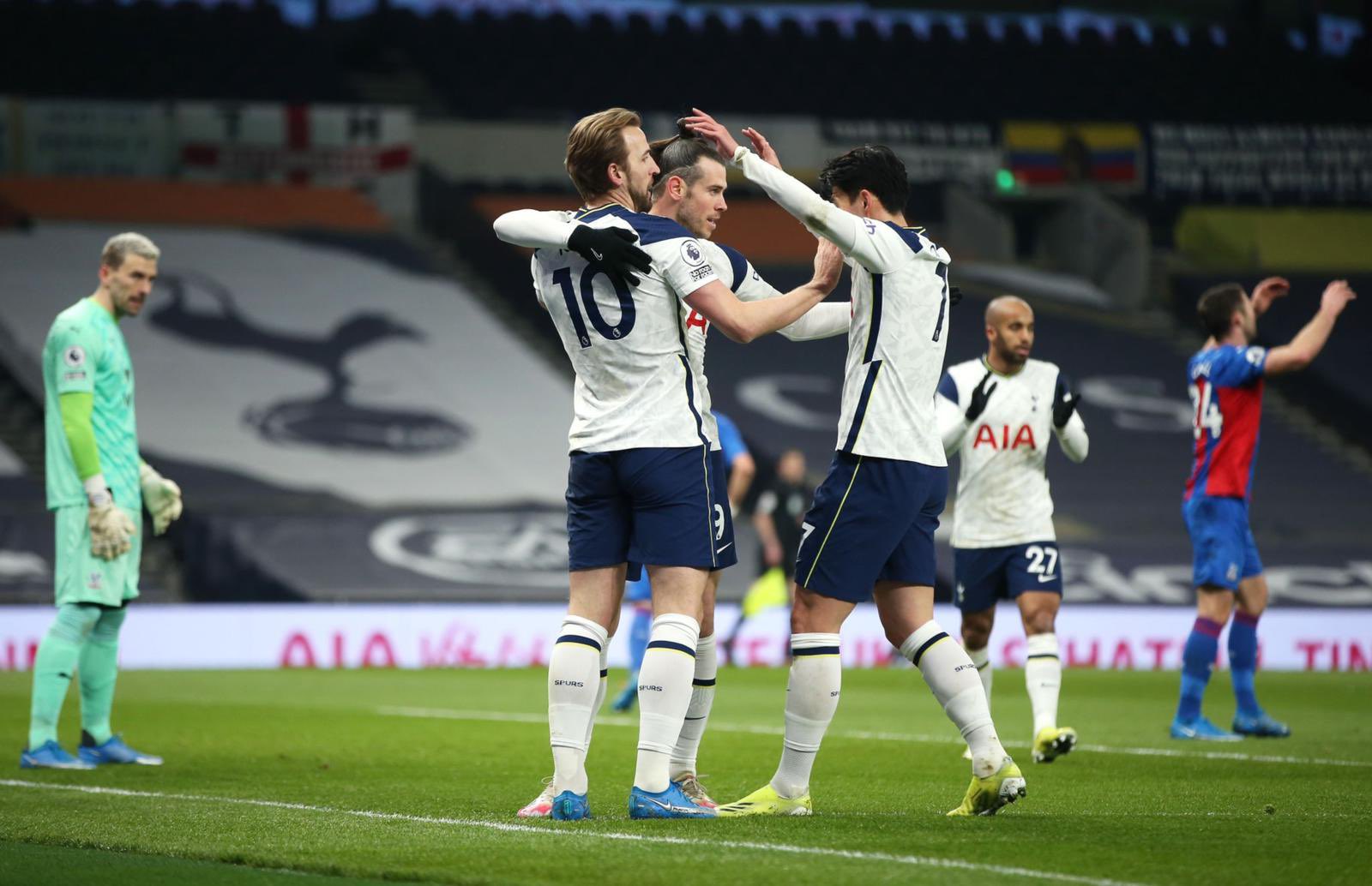 टोटेनहमको जितमा खुलेका बेल