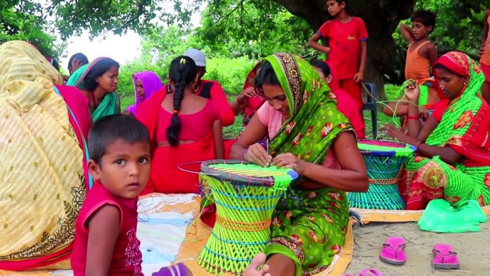 न्यून ज्यालादारीमा काम गर्न बाध्य महिला कामदार