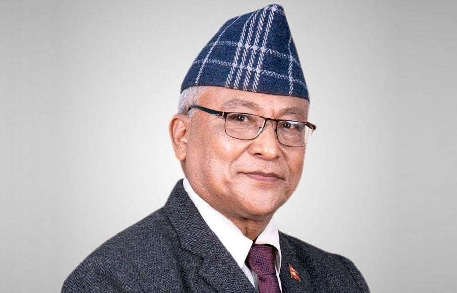 ‘गैरजिम्मेवार’ शिक्षामन्त्री, शैक्षिक मुद्दामै चासो छैन 