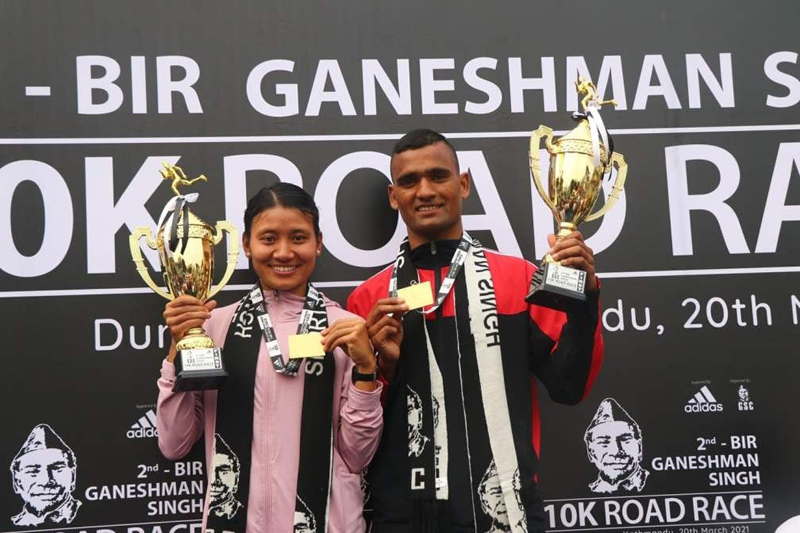 वीर गणेशमान सिंह रेसको उपाधि गोपी र सन्तोषीलाई