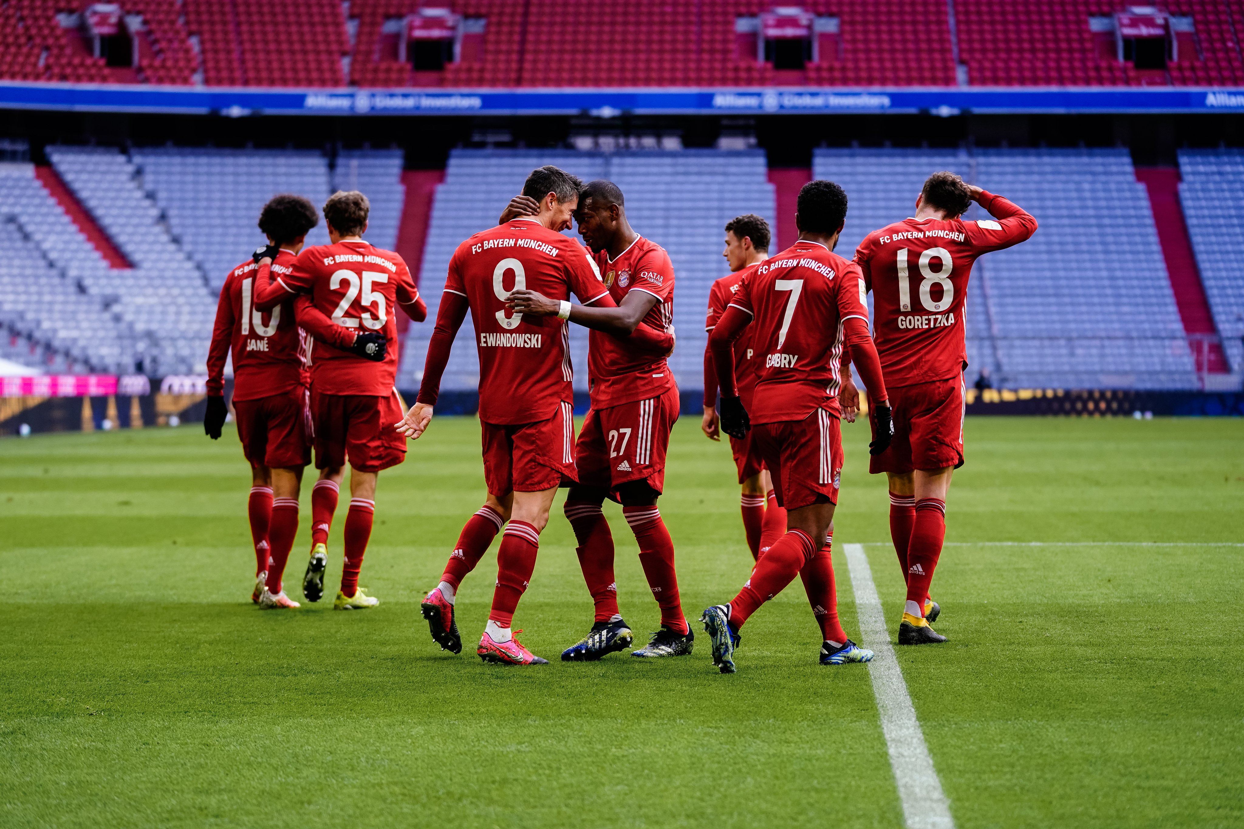 बुन्डेसलिगामा बायर्नको सानदार जित, बराबरीमा रोकियो डर्टमन्ड