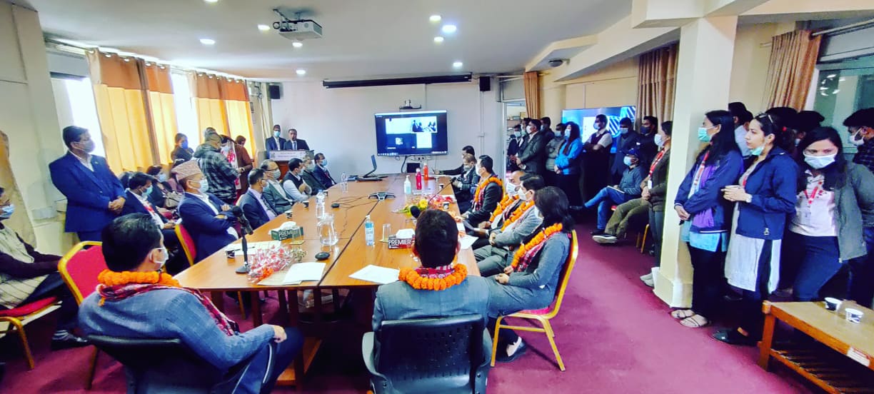 स्वास्थ्य अनुसन्धान परिषद्का पदाधिकारीले गरे पदभार ग्रहण