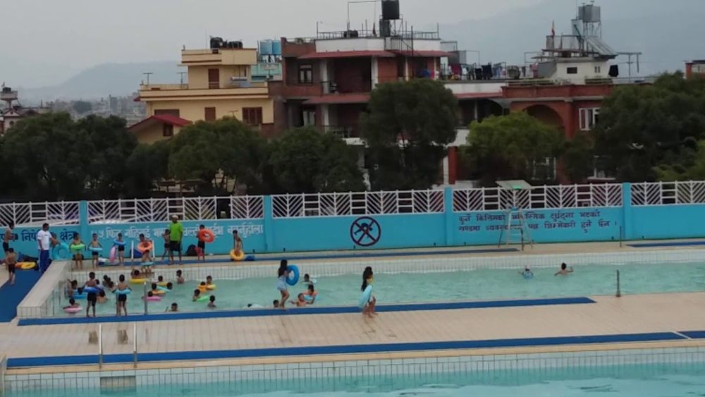 हिटिङ स्वीमिङ पुल : निजी क्षेत्रले धमाधम थप्दै, सरकारी भद्रगोल