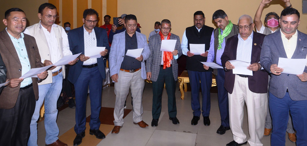 पेट्रोलियम डिलर्स एसोसिएसनमा पुनः प्रधान