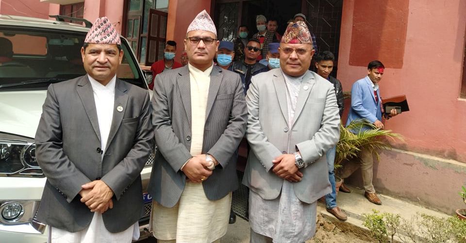 आफ्नै नेतृत्वमा सरकार बनाउन कर्णाली सरकारबाट बाहिरियो एमाले