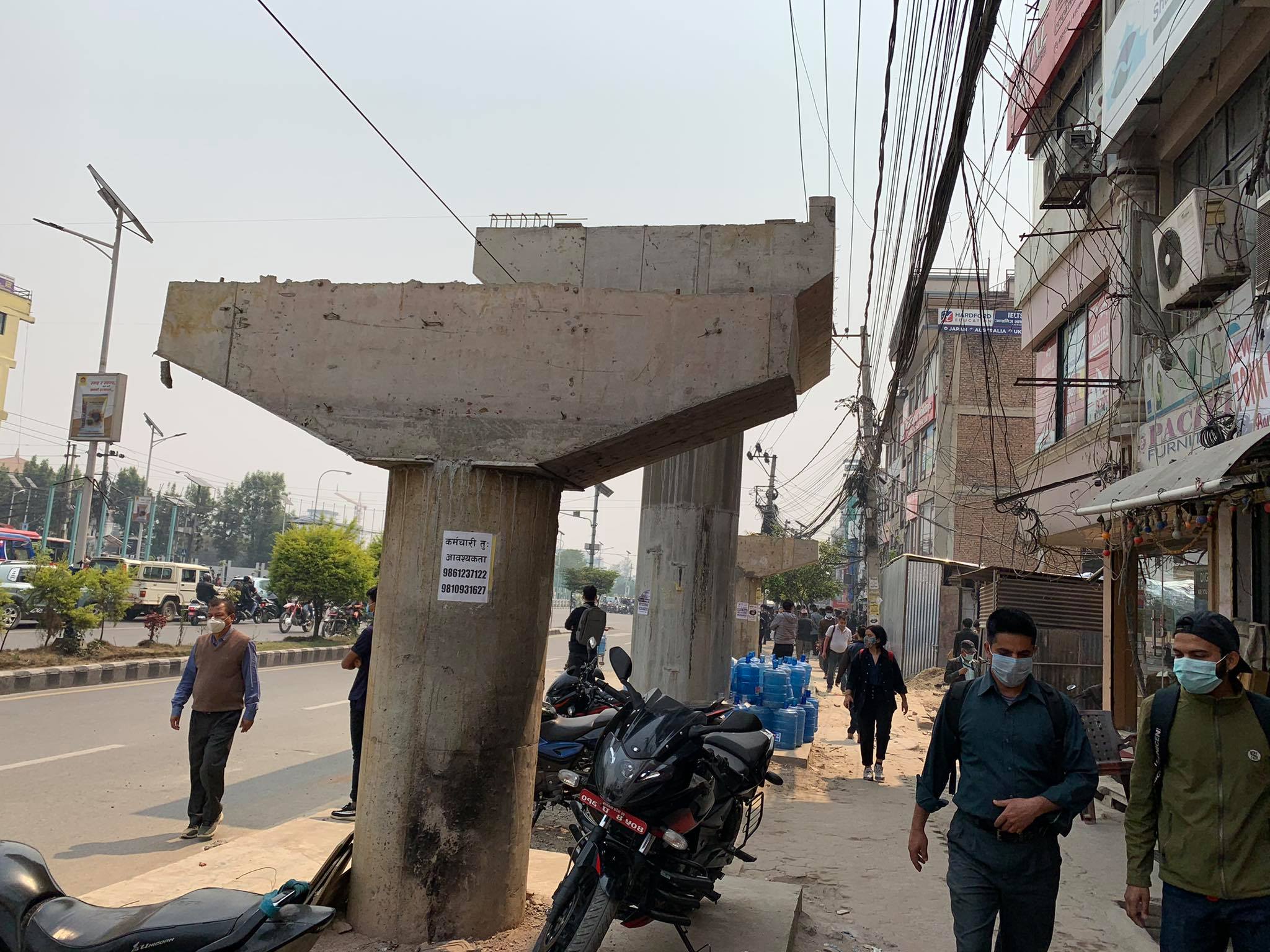 विकास निर्माणको गति गिज्याउने बानेश्वरको आकाशे पुल